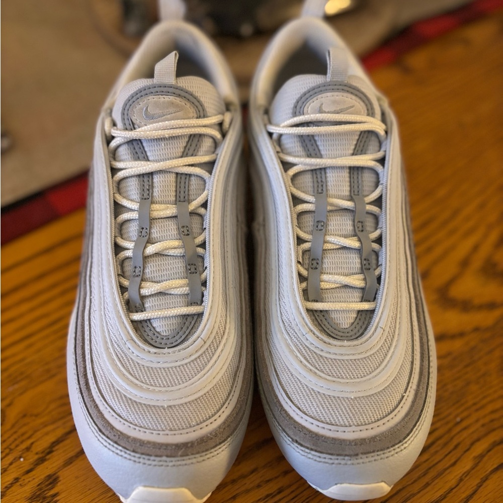 Nike Air Max 97 in Light Gray and White